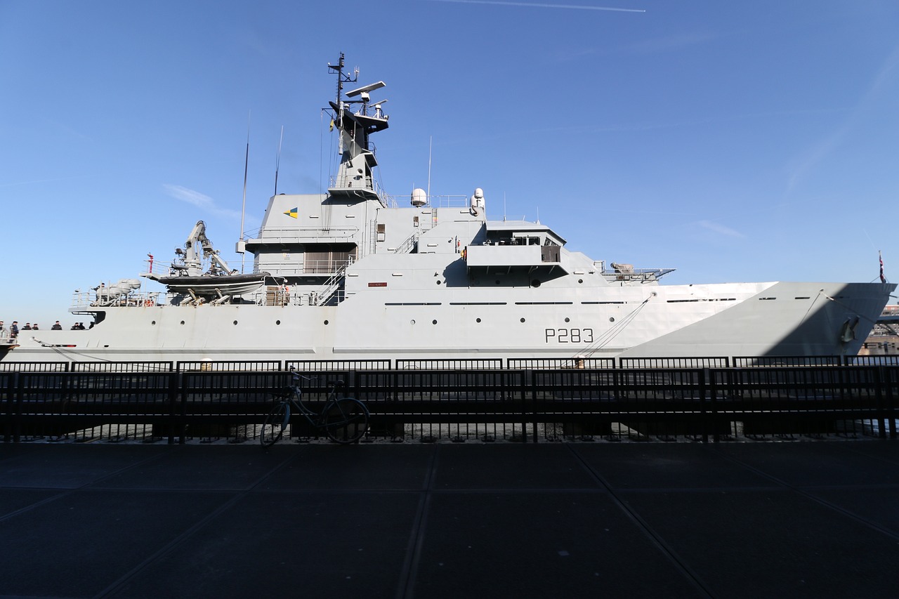 揭秘中國海軍艦艇改裝新動態(tài)，137艦改裝最新進(jìn)展報告亮相！